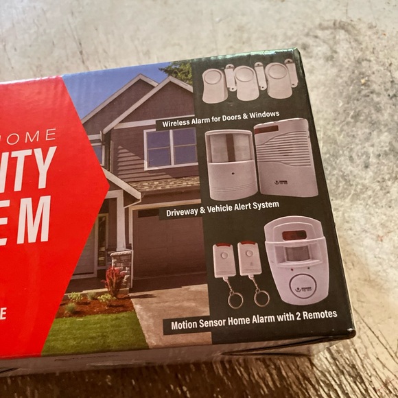 Whole-Home Security System - White - Picture 4 of 10